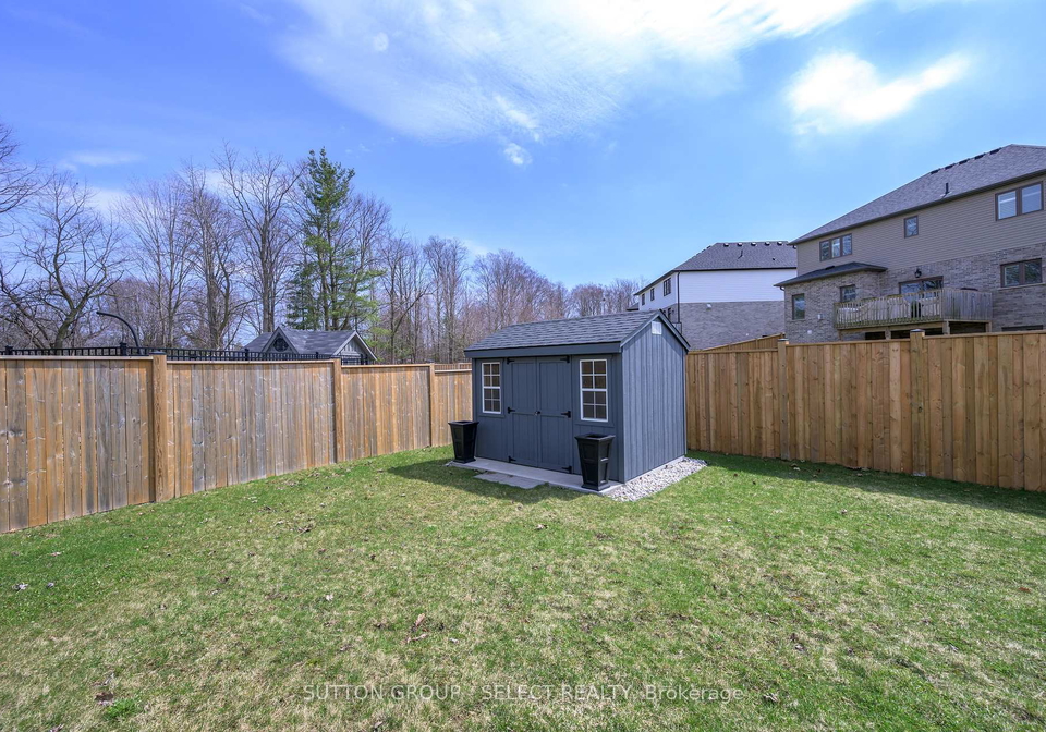 39-violet-court-middlesex-centre-ontario-x12124537