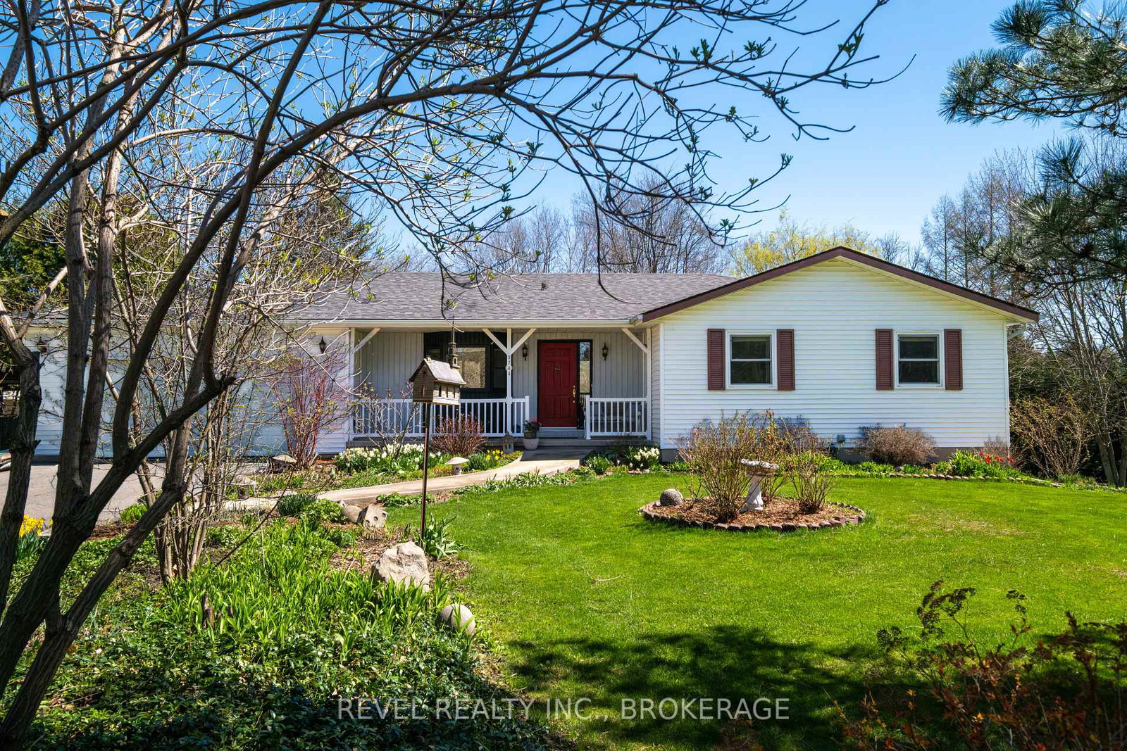 3744-copper-kettle-drive-frontenac-ontario-x12124570