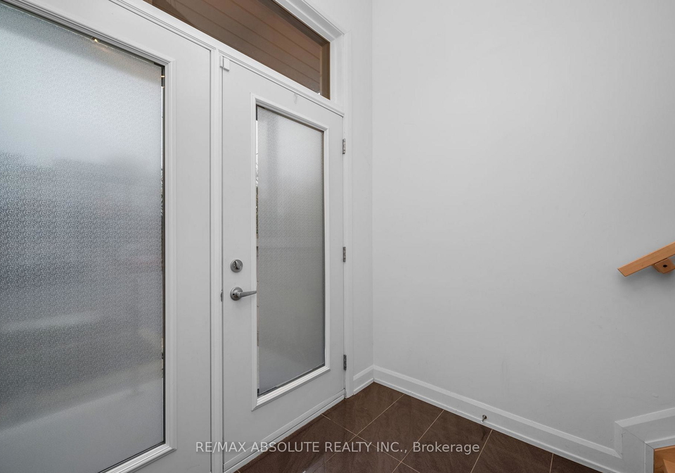 216b-churchill-avenue-n-ottawa-ontario-x12125796