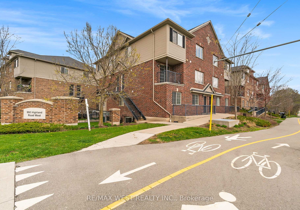 950-highland-road-kitchener-ontario-x12125987