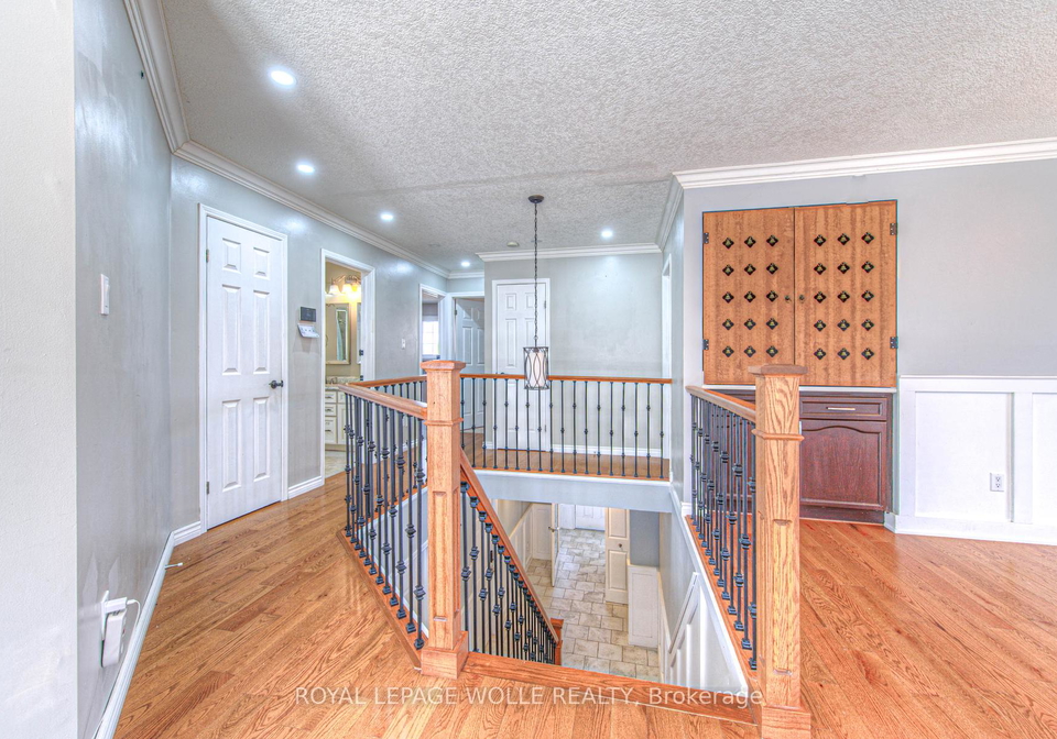 35-wildlark-crescent-kitchener-ontario-x12126080
