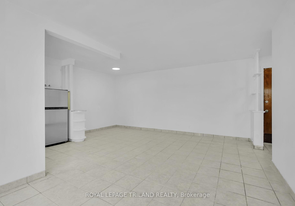 917-hamilton-road-london-east-ontario-x12126483