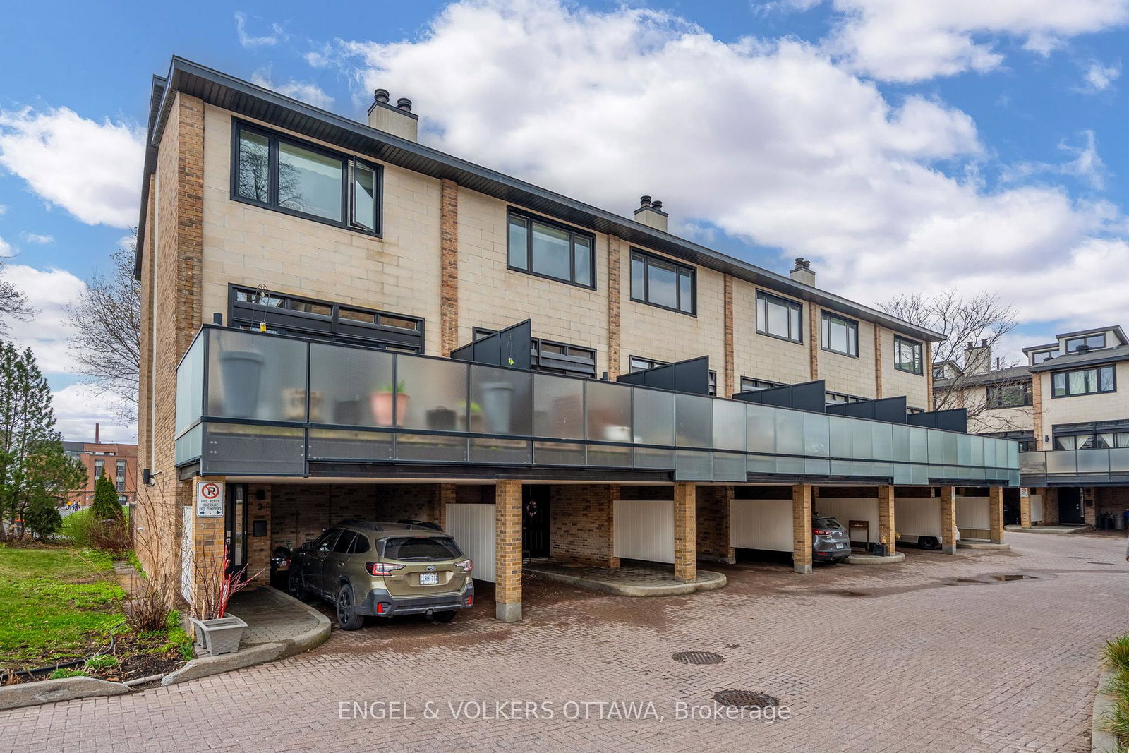 575-old-st-patrick-street-ottawa-ontario-x12126852