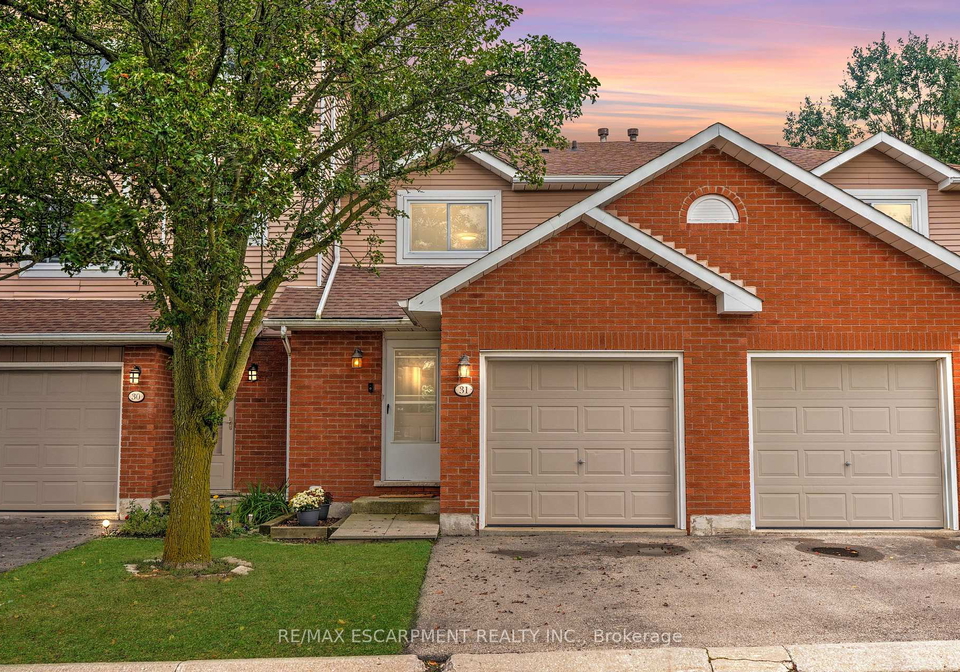 386-highland-road-w-hamilton-ontario-x12127014