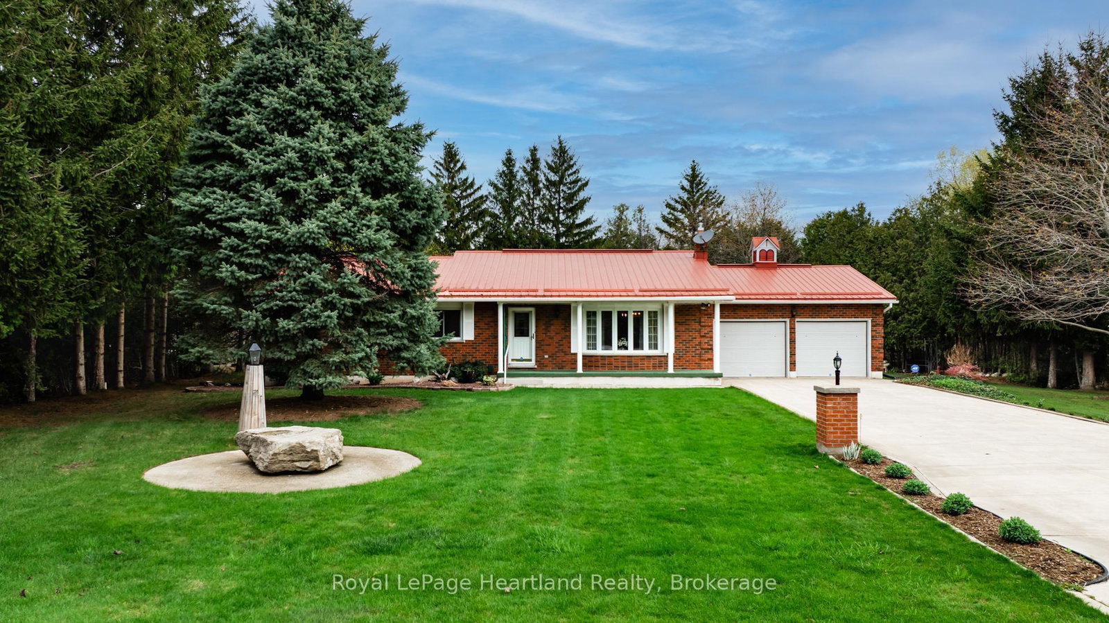 33980-moore-court-bluewater-ontario-x12127086
