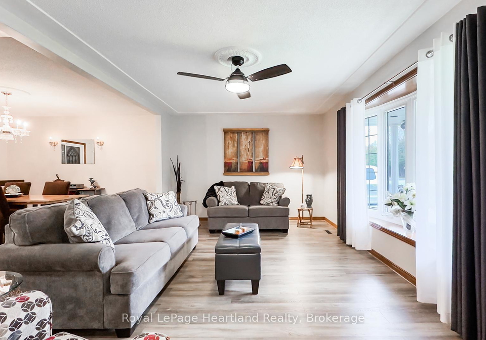 33980-moore-court-bluewater-ontario-x12127086