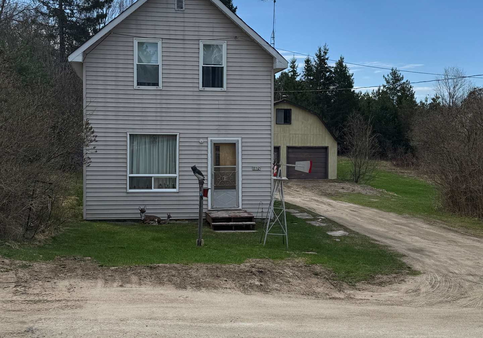 112-queen-street-burks-falls-ontario-x12127190