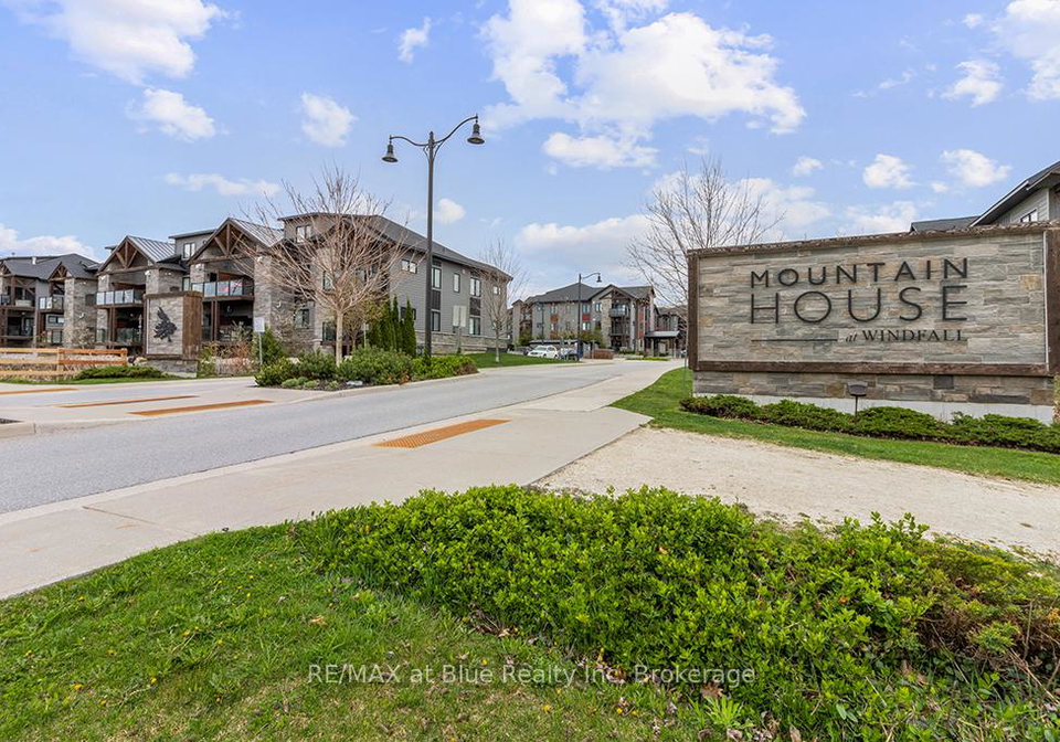11-beausoleil-lane-blue-mountains-ontario-x12127397