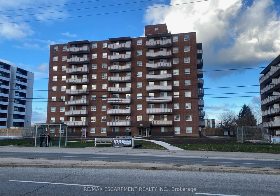 851-queenston-road-hamilton-ontario-x12127594