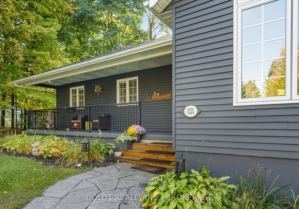 121-meadow-heights-drive-bracebridge-ontario-x12127925
