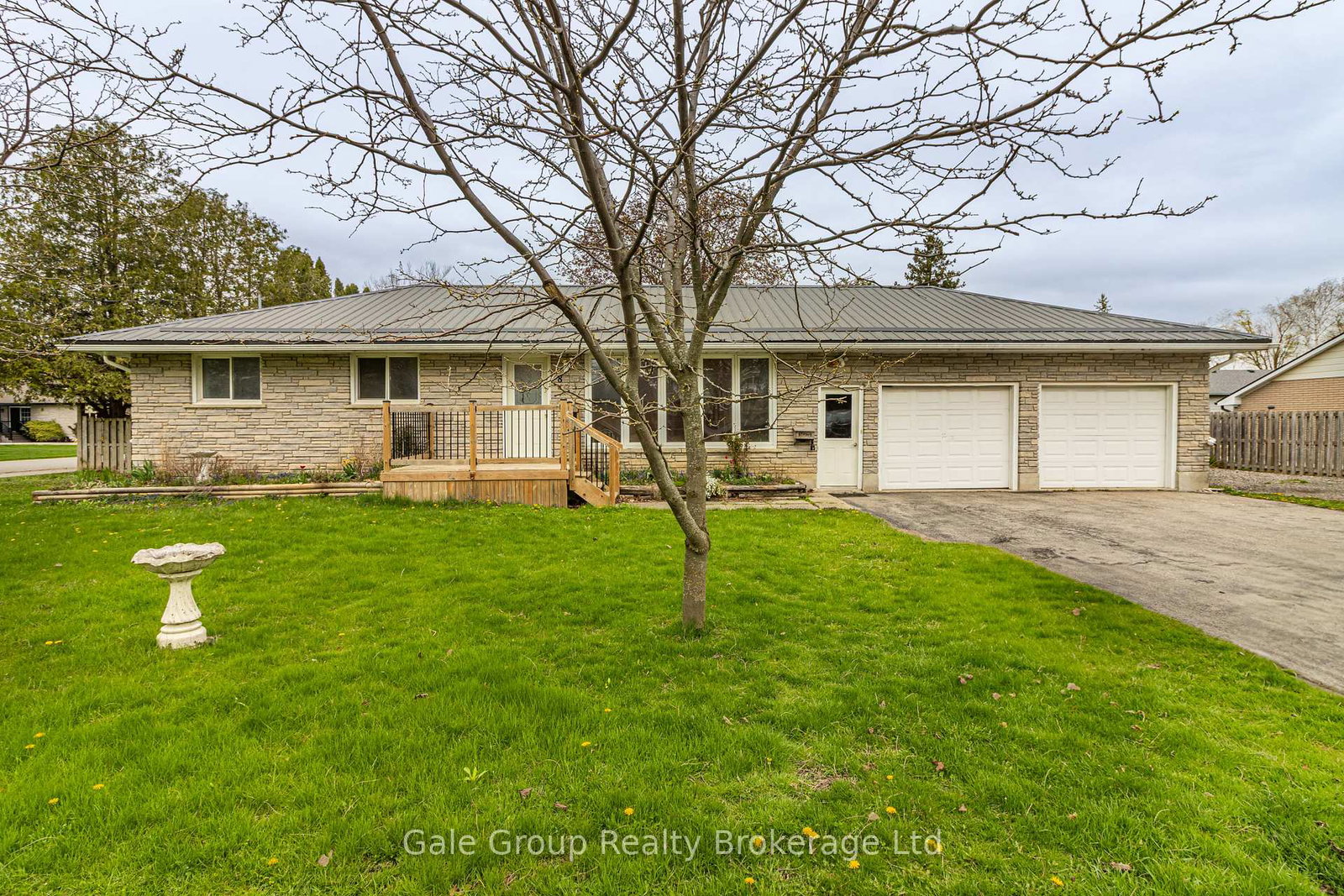 8-south-street-norwich-ontario-x12128152