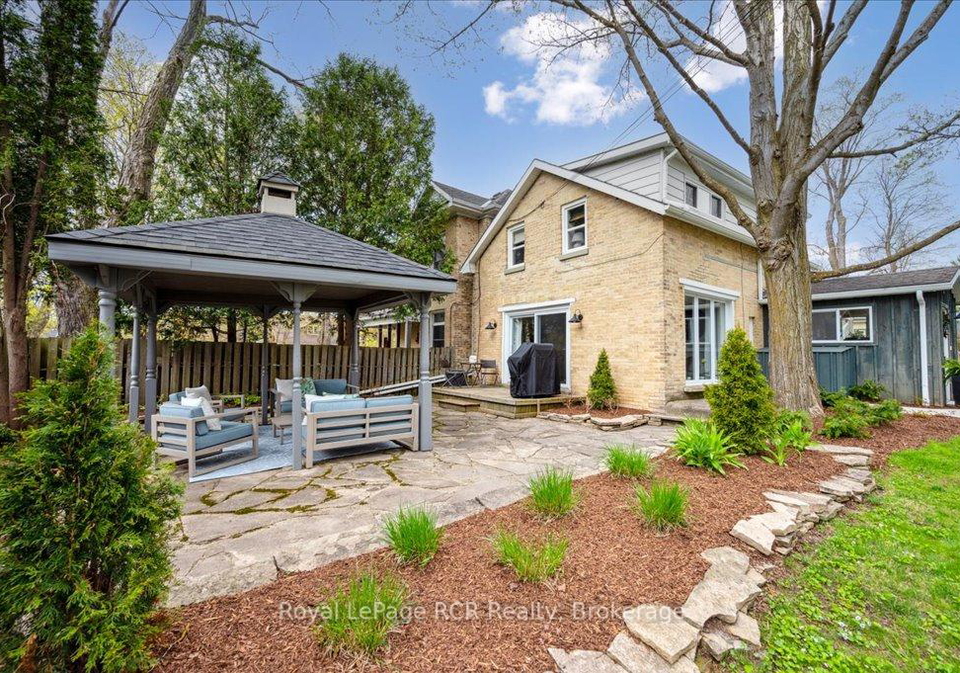 204-durham-street-e-wellington-north-ontario-x12128205
