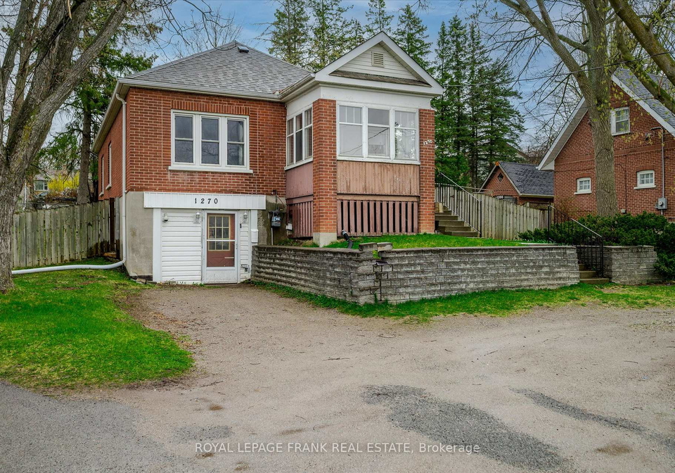 1270-clonsilla-avenue-peterborough-ontario-x12128400