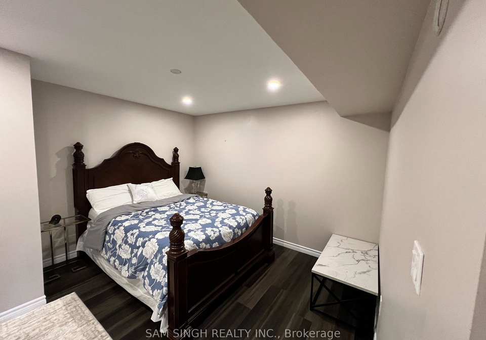 194-queen-street-middlesex-centre-ontario-x12128607