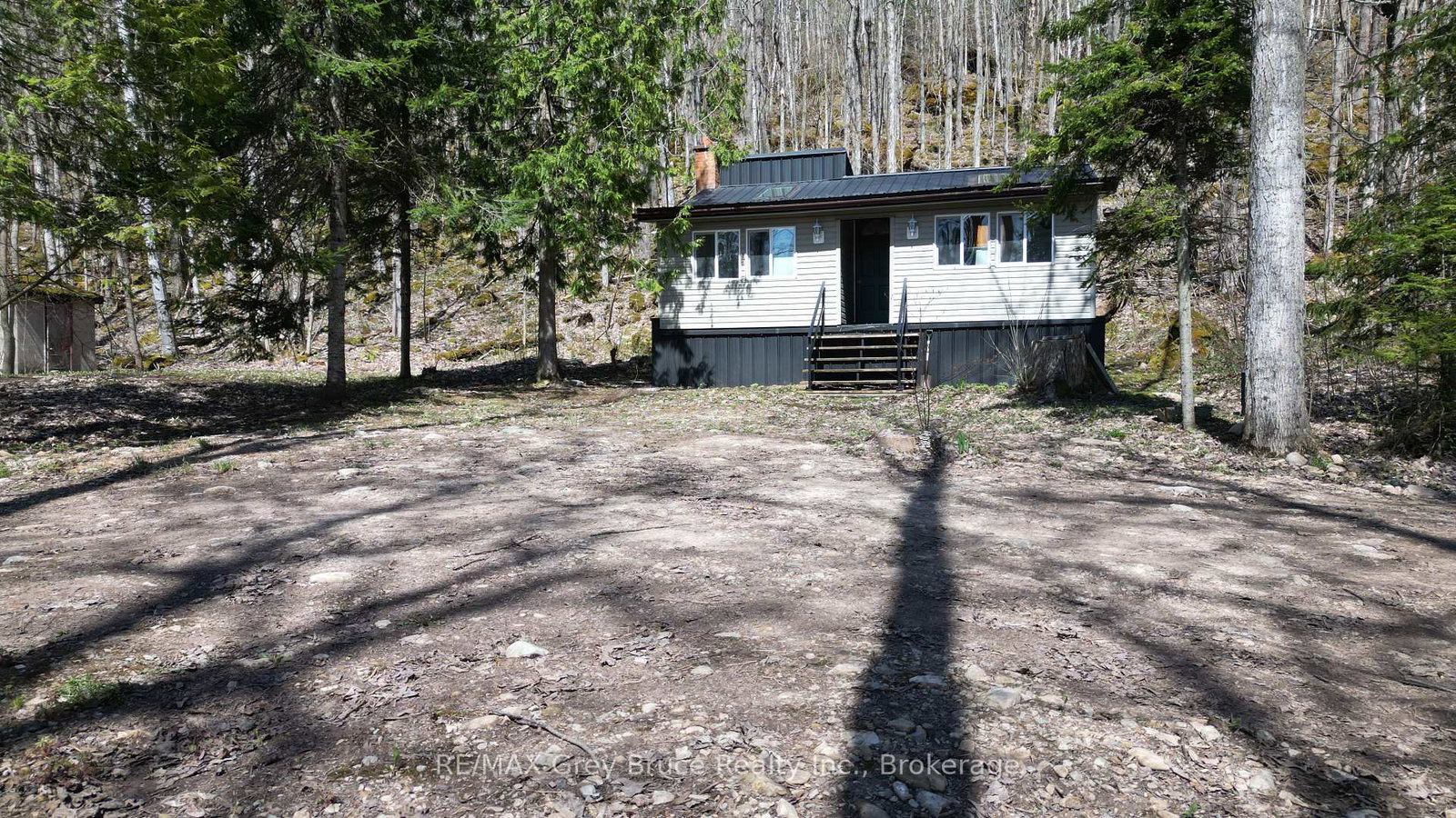 13-4th-avenue-south-bruce-peninsula-ontario-x12128644