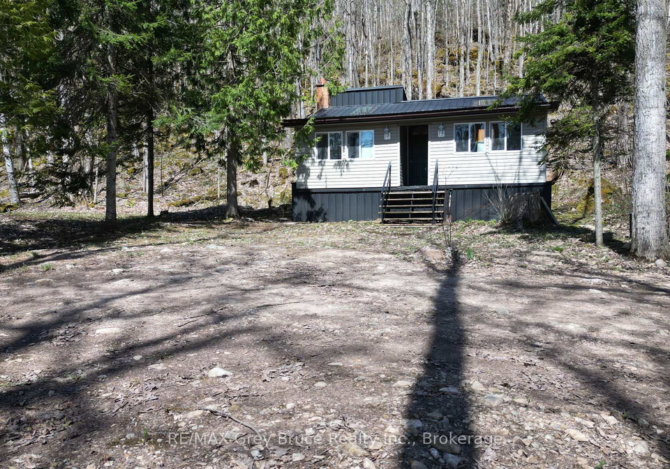 13-4th-avenue-south-bruce-peninsula-ontario-x12128644