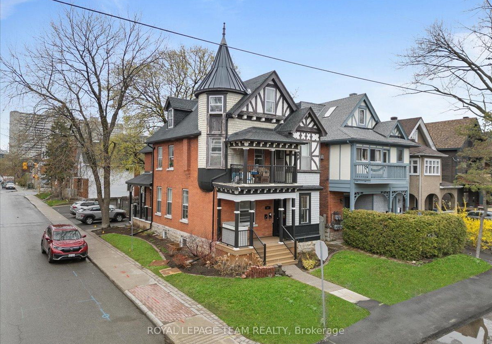 607-maclaren-street-ottawa-ontario-x12128679