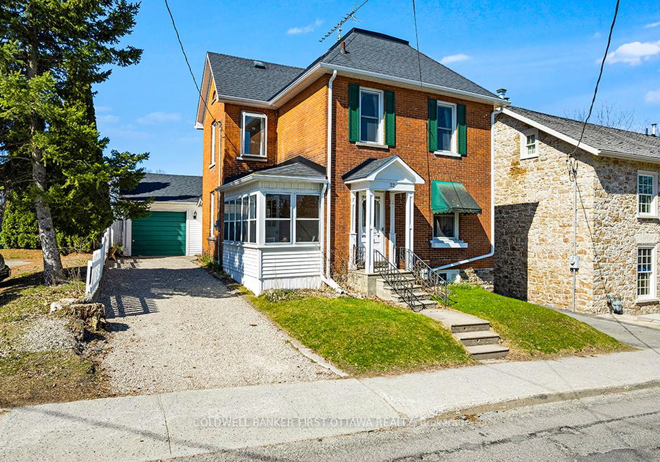 32-drummond-street-e-perth-ontario-x12128768