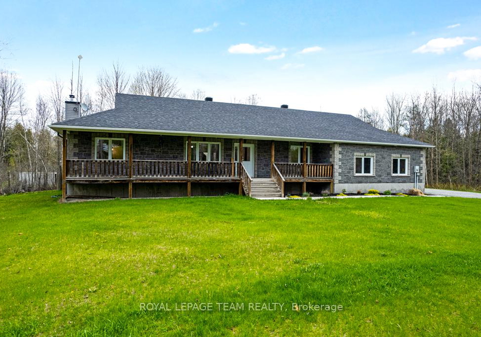 11051-cooper-road-north-grenville-ontario-x12129309