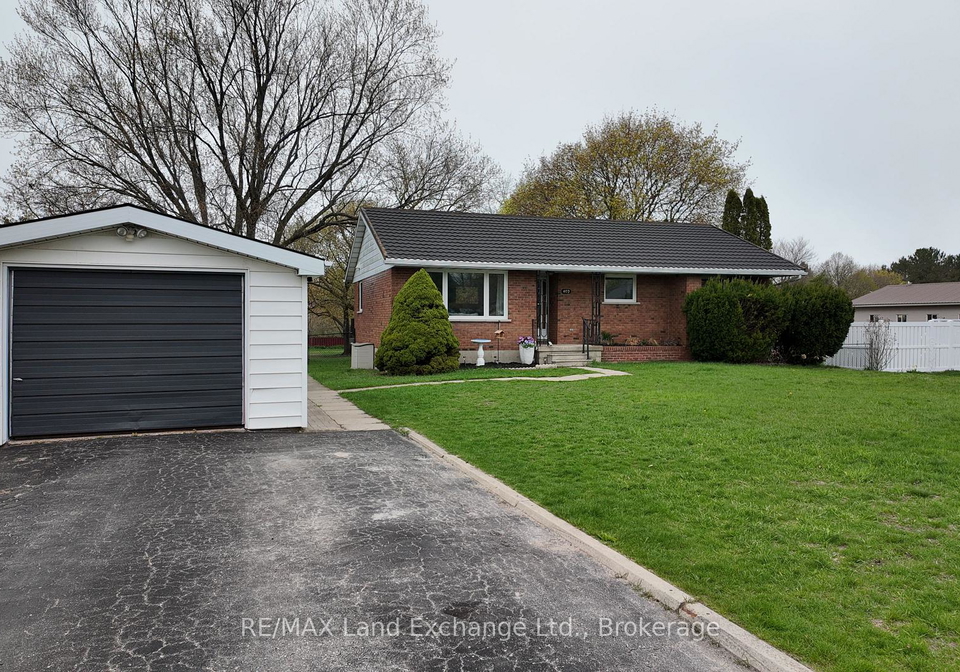 402-queen-street-kincardine-ontario-x12129501