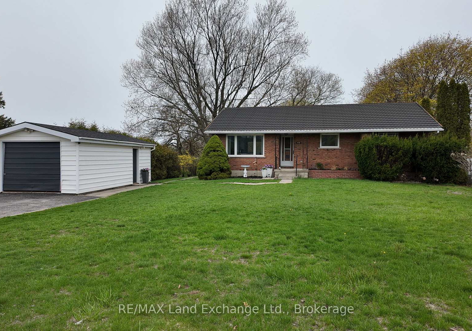 402-queen-street-kincardine-ontario-x12129501