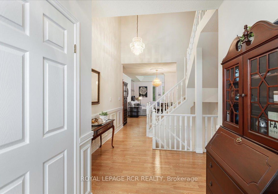 95-twentyplace-boulevard-hamilton-ontario-x12129699