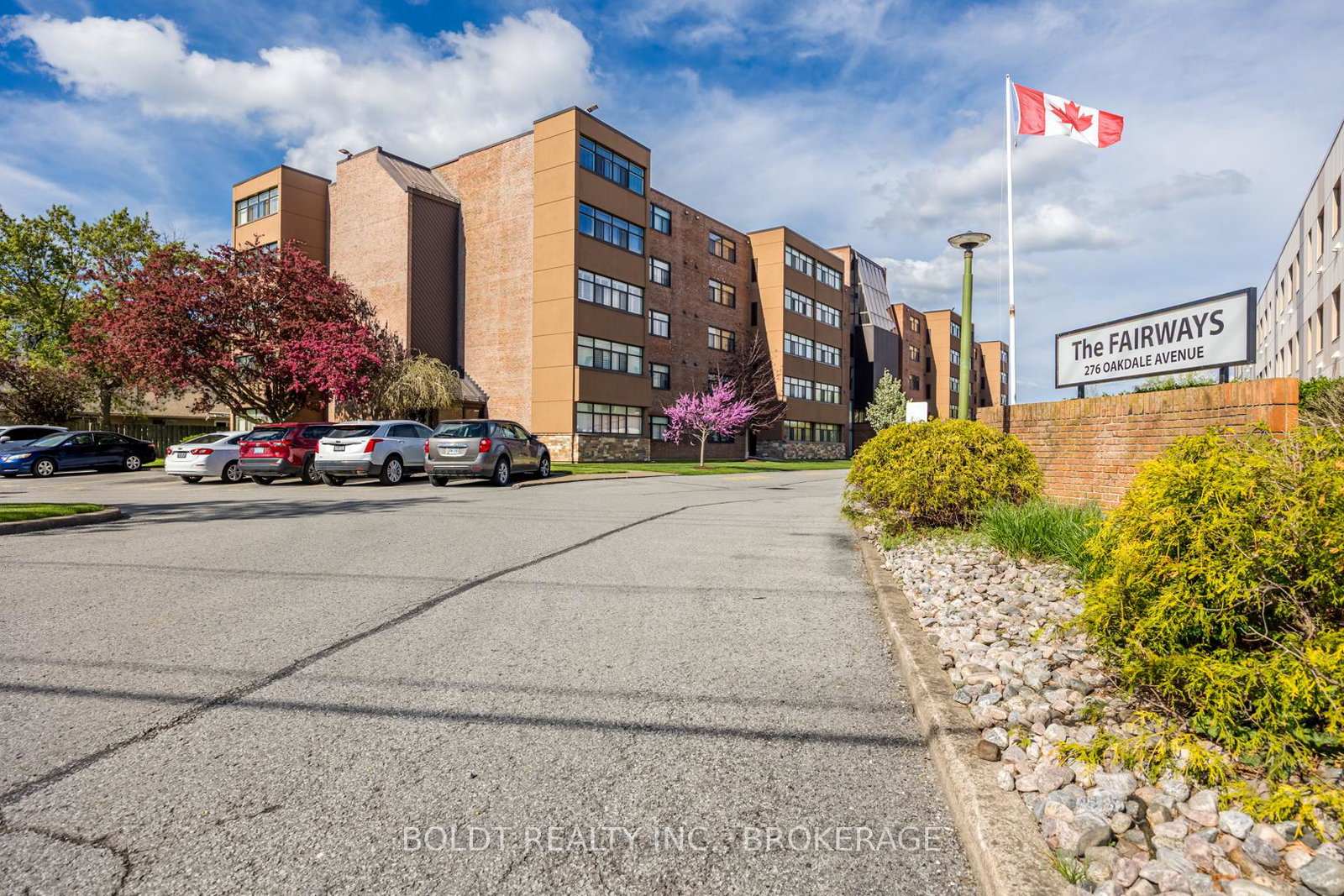 276-oakdale-avenue-st-catharines-ontario-x12129742