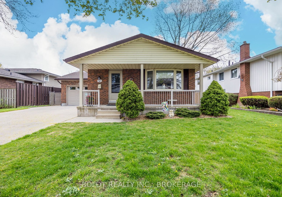 49-rochelle-drive-n-st-catharines-ontario-x12129752