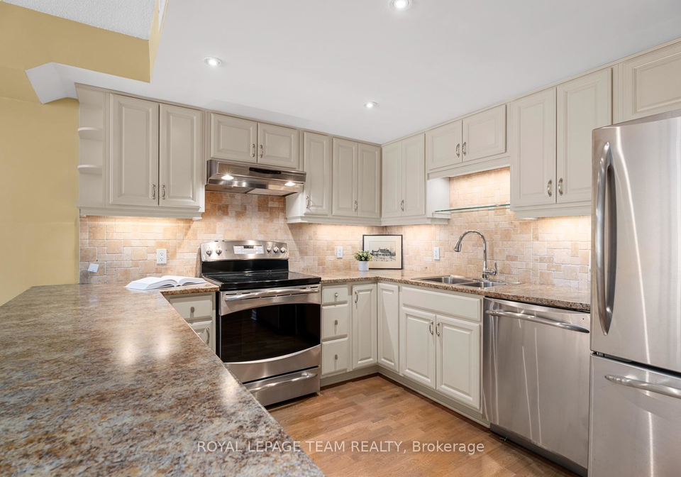 74-somerset-street-w-ottawa-ontario-x12129993