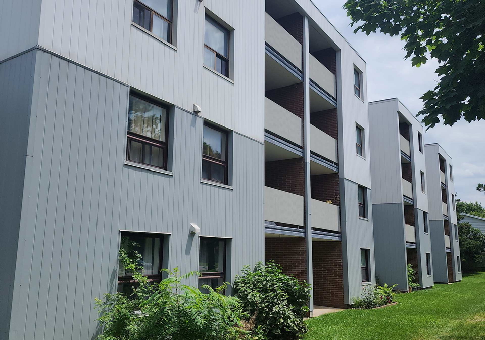 65-silvercreek-parkway-n-guelph-ontario-x12130227
