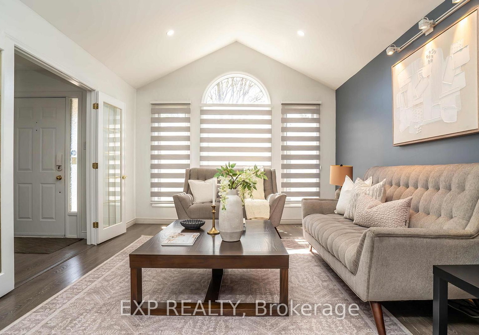 124-robinson-lane-london-north-ontario-x12130342