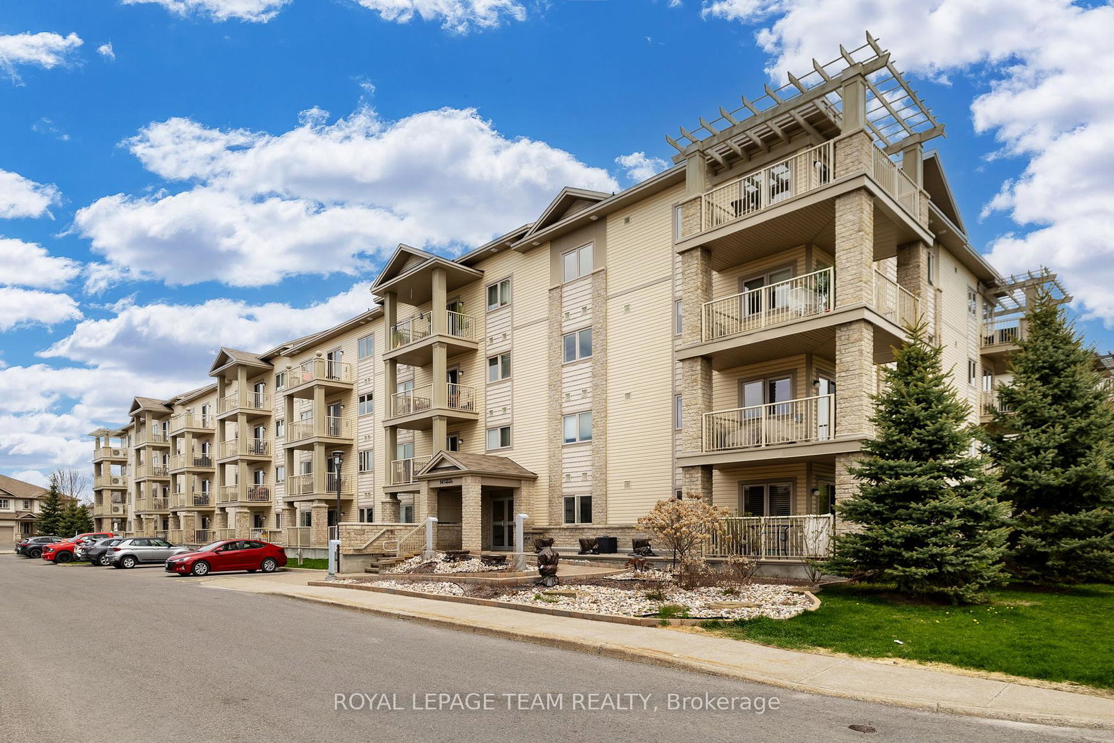 141-potts-private-ottawa-ontario-x12130587
