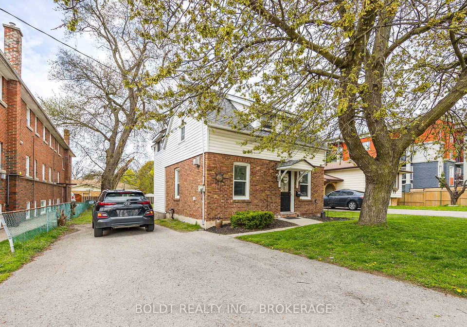 6019-dorchester-road-niagara-falls-ontario-x12130828
