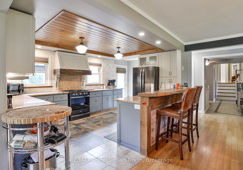 12-kevin-crescent-bracebridge-ontario-x12131563