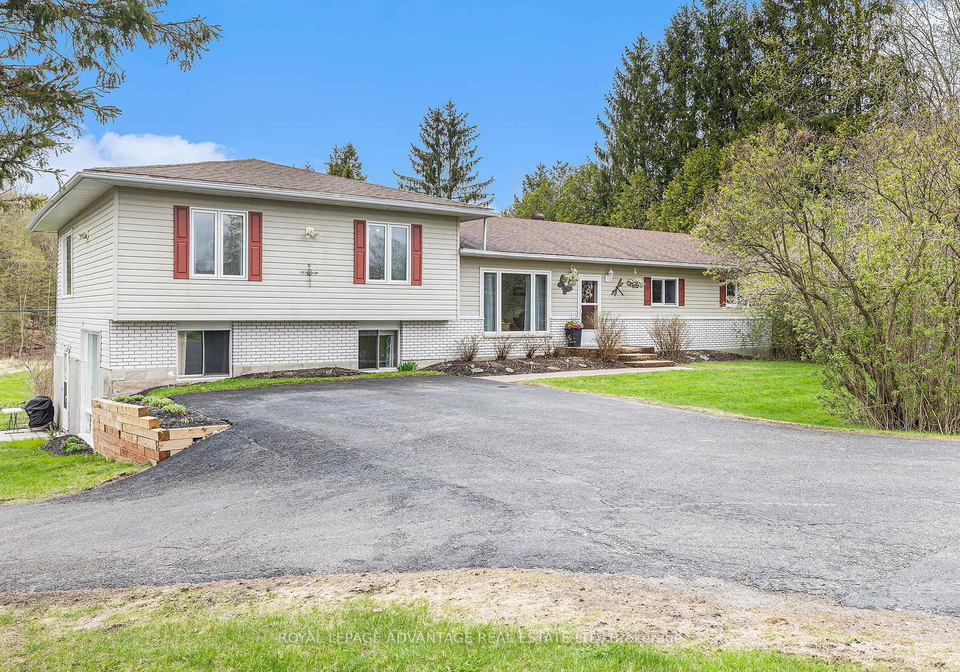 2579-rideau-ferry-road-drummondnorth-elmsley-ontario-x12131905