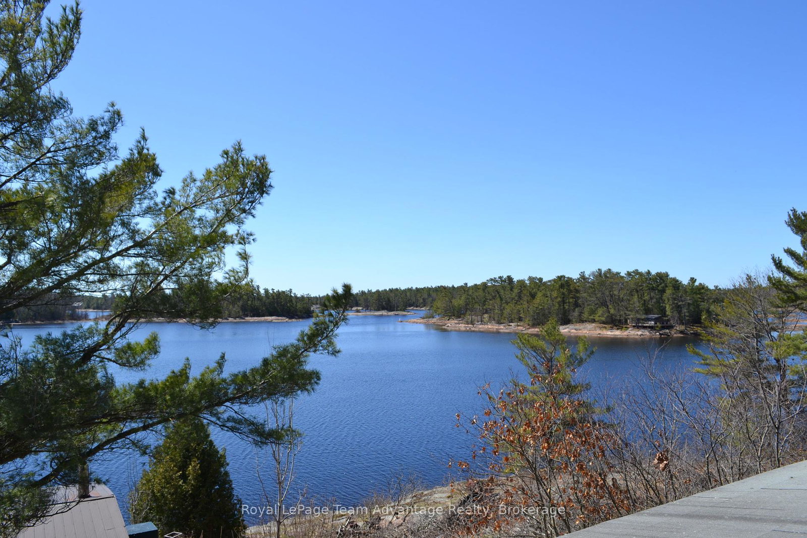 25-a-27-island-the-archipelago-ontario-x12131924