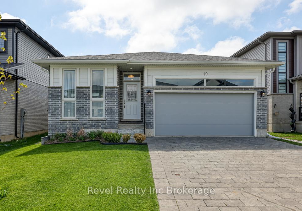 19-sutherland-crescent-ingersoll-ontario-x12132000