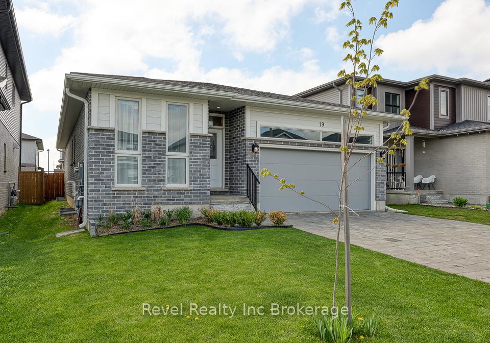 19-sutherland-crescent-ingersoll-ontario-x12132000