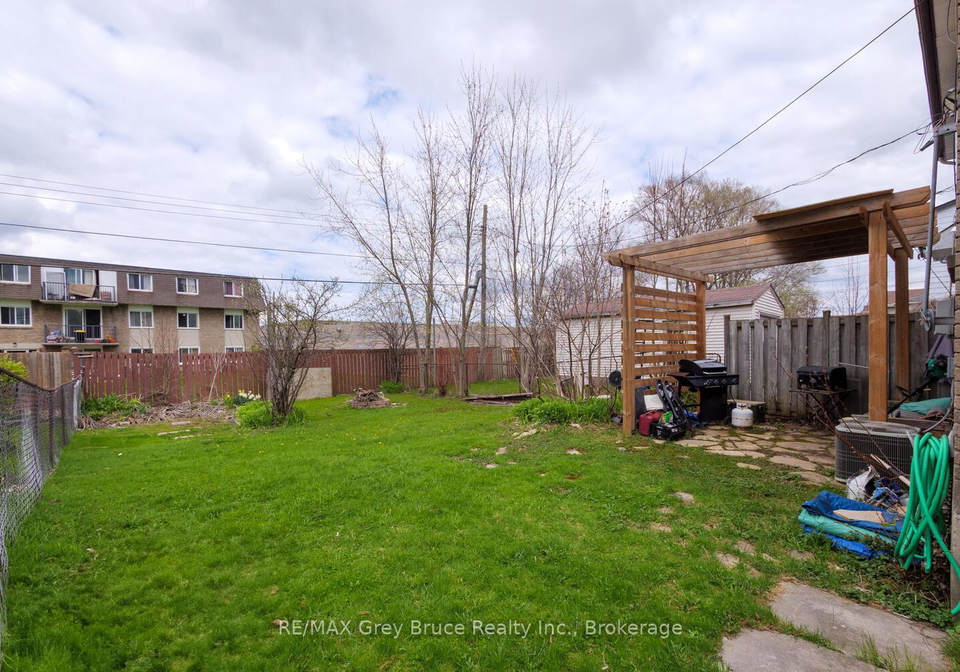 1096-15th-st-b-avenue-e-owen-sound-ontario-x12132273