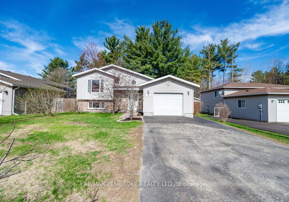 65-fred-street-petawawa-ontario-x12132339