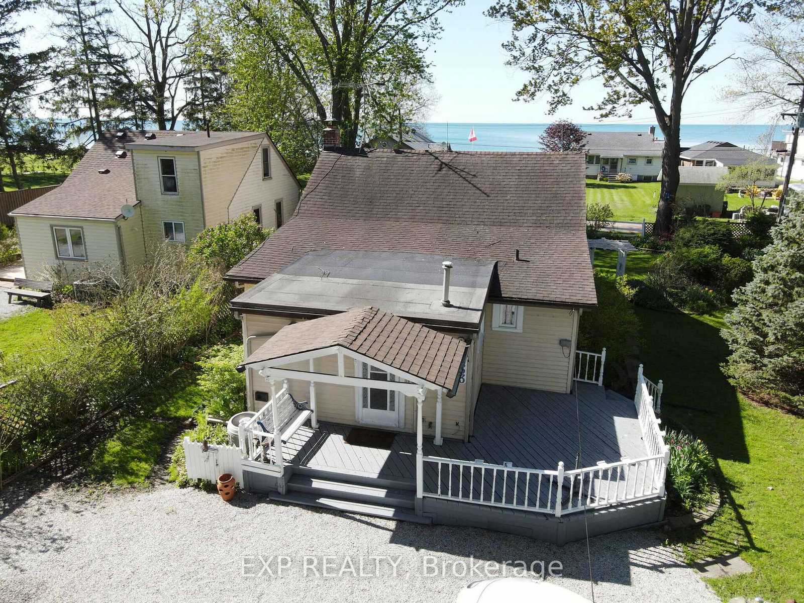 933-twin-gables-drive-road-essex-ontario-x12132416