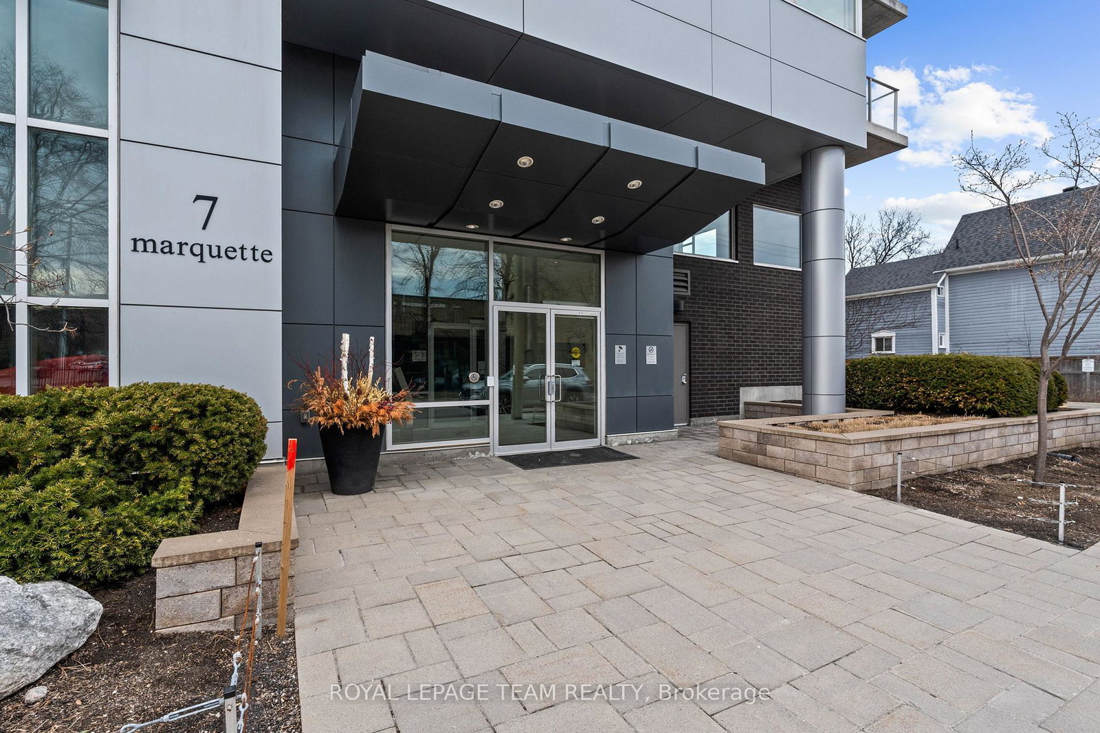 7-marquette-avenue-ottawa-ontario-x12132433