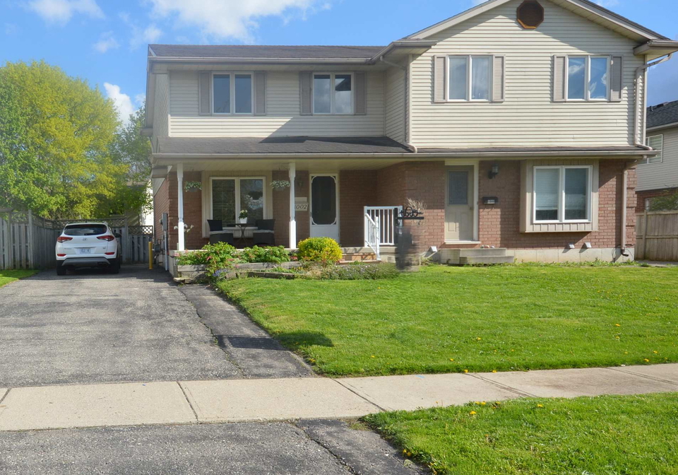 1002-cree-avenue-woodstock-ontario-x12132636