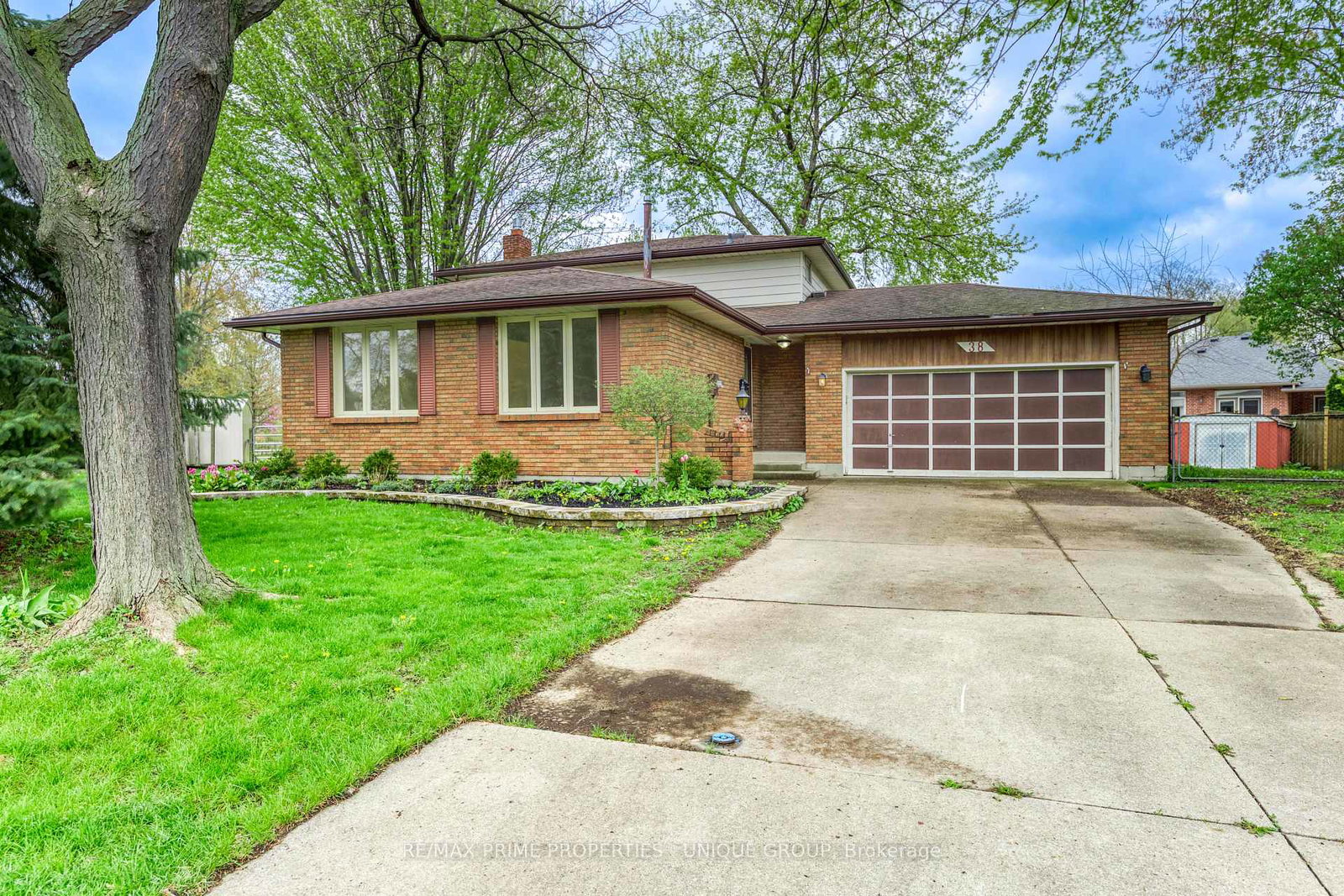 38-copperfield-court-sarnia-ontario-x12132641