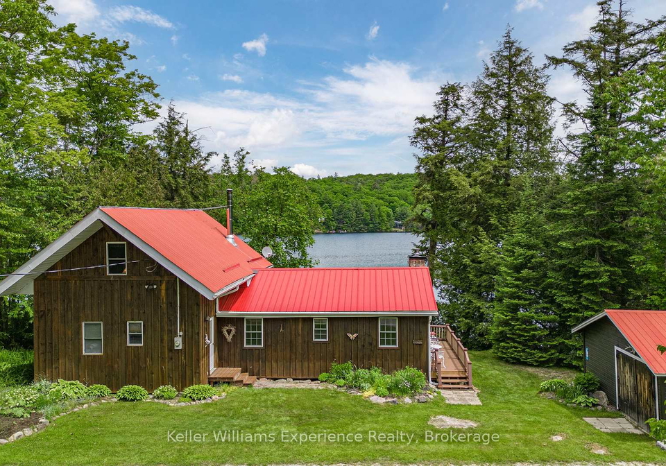 1077-friendship-lane-algonquin-highlands-ontario-x12132653
