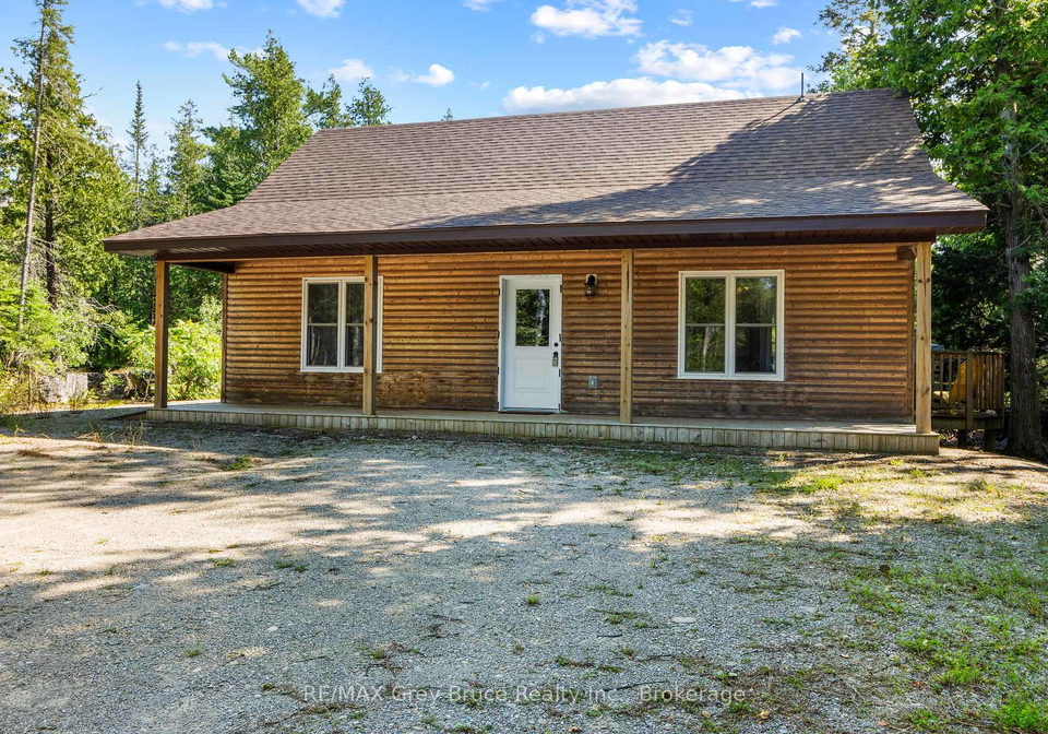 6053-highway-6-northern-bruce-peninsula-ontario-x12132660