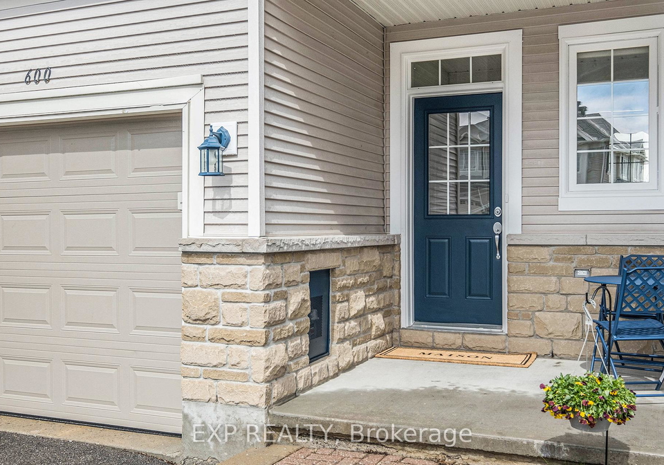 600-pepperville-crescent-n-kanata-ontario-x12132708
