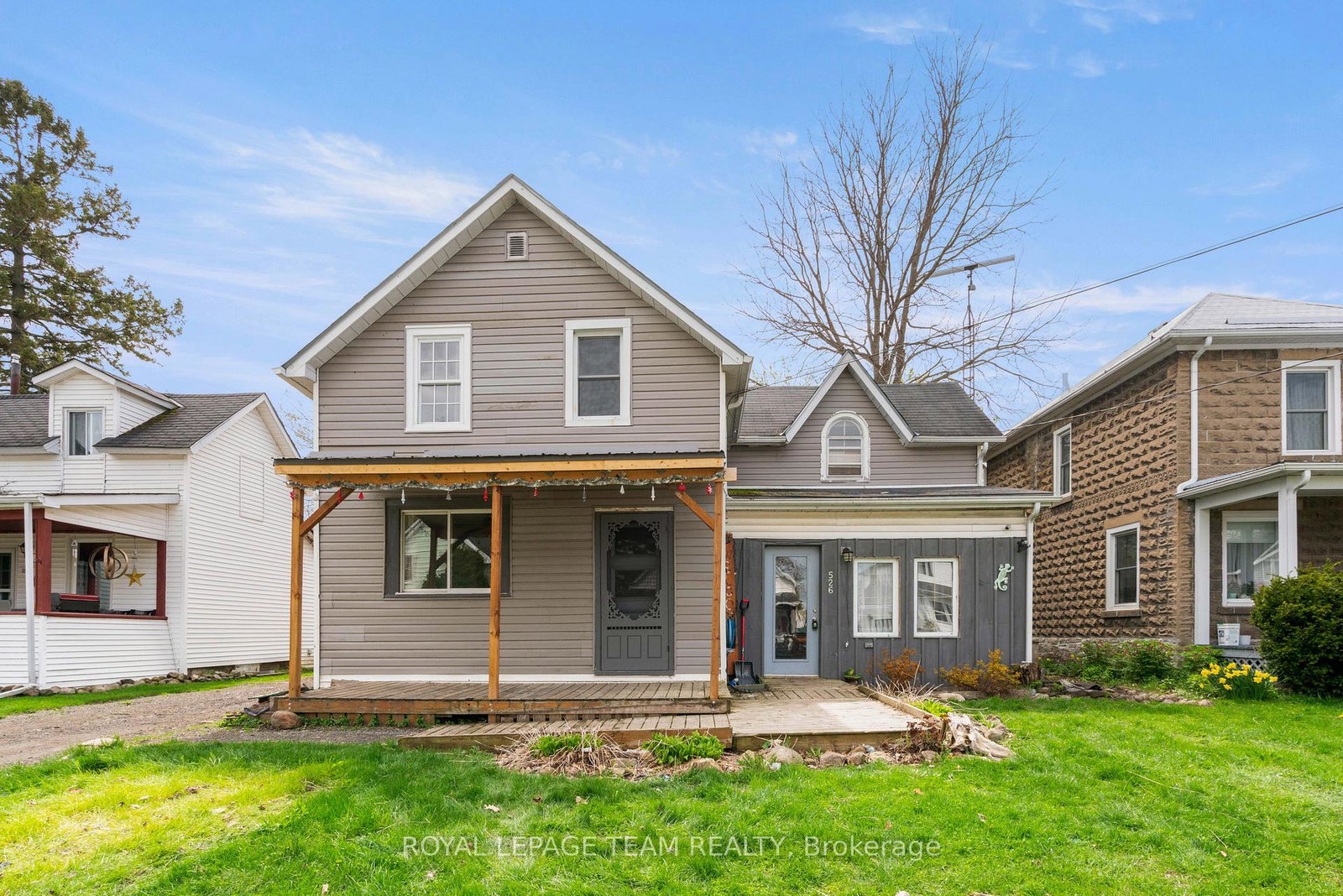 526-middle-street-edwardsburghcardinal-ontario-x12132830
