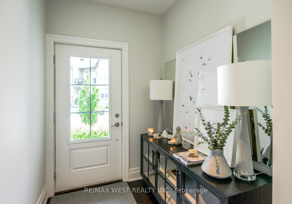 26-aberdeen-lane-s-niagara-on-the-lake-ontario-x12132947