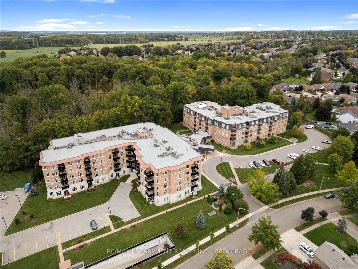 8111-forest-glen-drive-niagara-falls-ontario-x12133045
